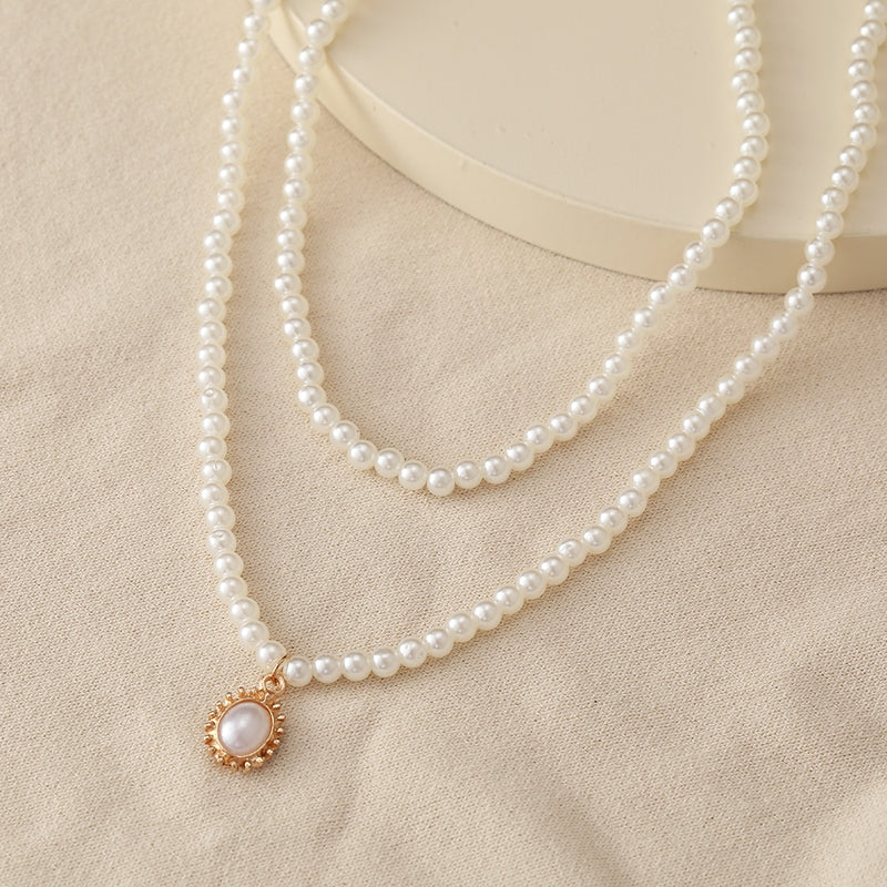 Retro Baroque Style Pearl Pendant Necklace