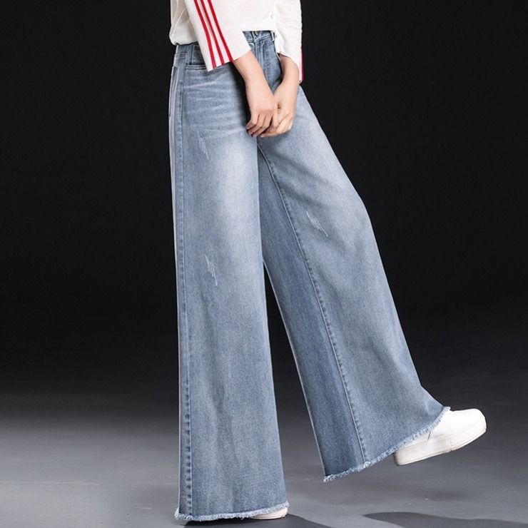 Straight Leg Loose Jeans